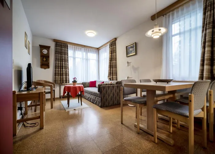 Tschuggenweg 2 Apartment *