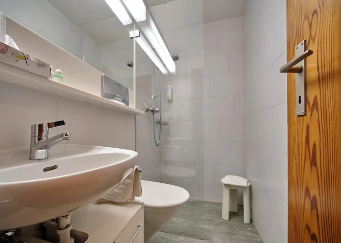 Tschuggenweg 2 ארוזה